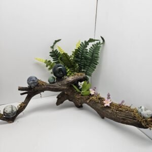 Bird's nest with a white jade egg $