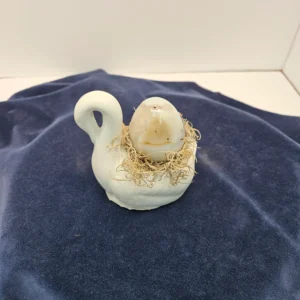 Agate egg with ceramic swan