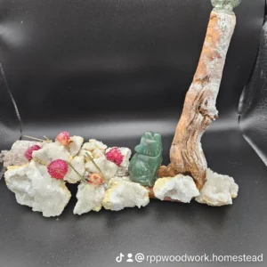 Green Adventurene wolf with geodes